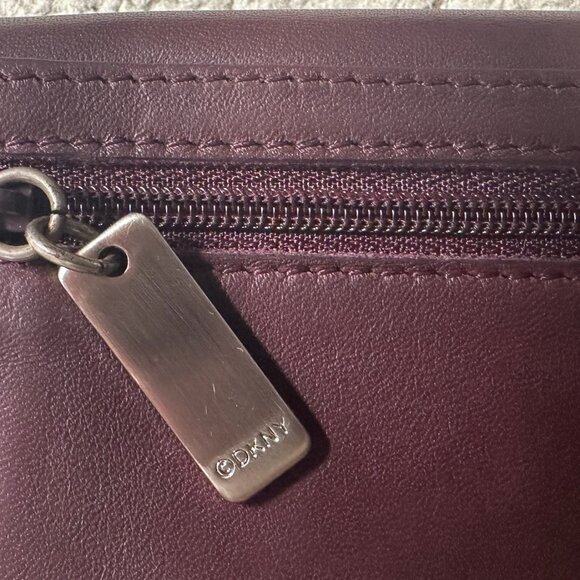 DKNY LARGE LEATHER WALLET MULTI POCKETS BROWN - Picture 7 of 7